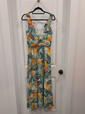 Tropical Floral V-Neck Maxi Dress in Green & Yellow